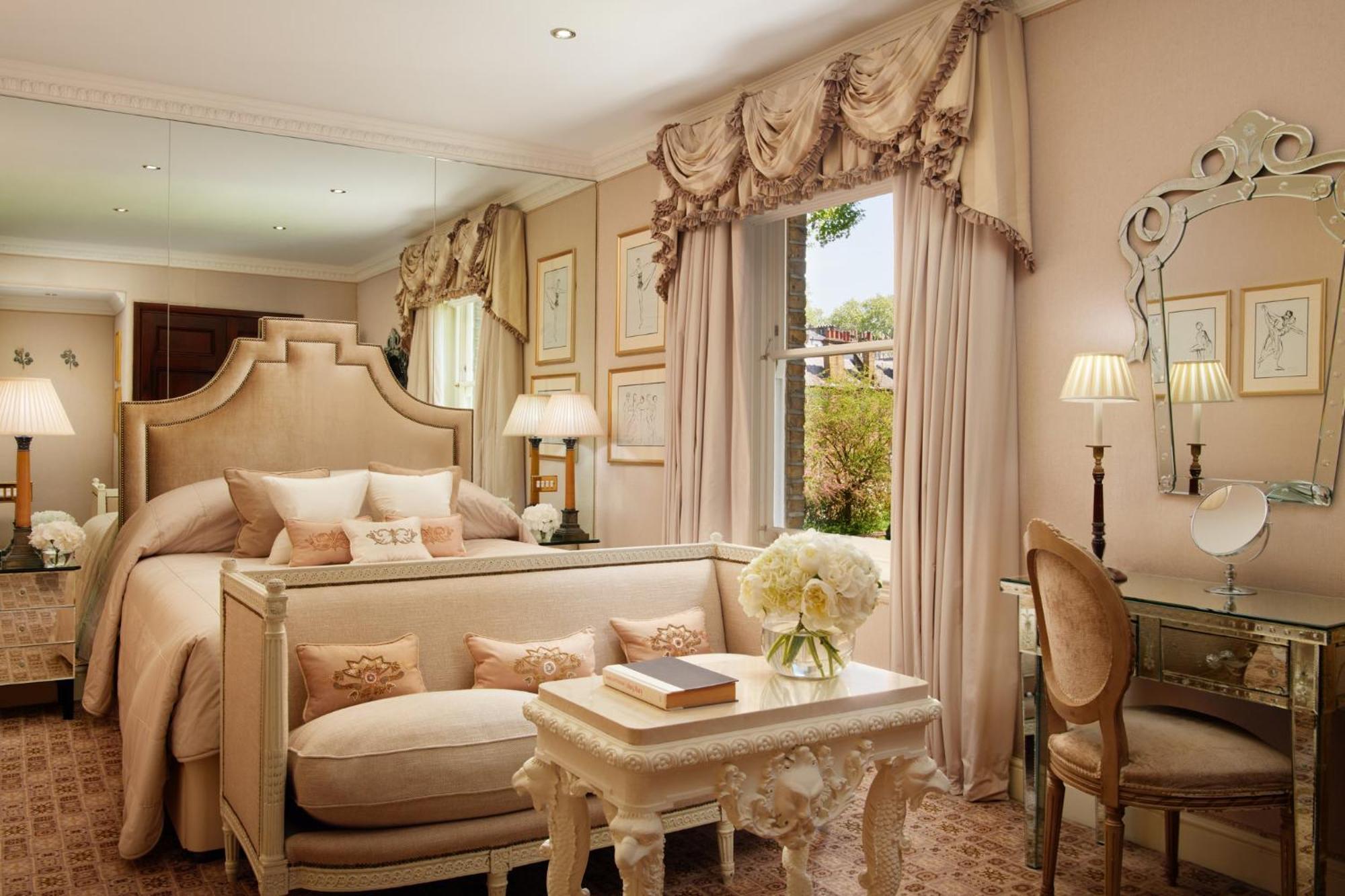 Отель Egerton House Лондон